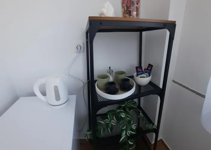 Pensión Depikolo 3*